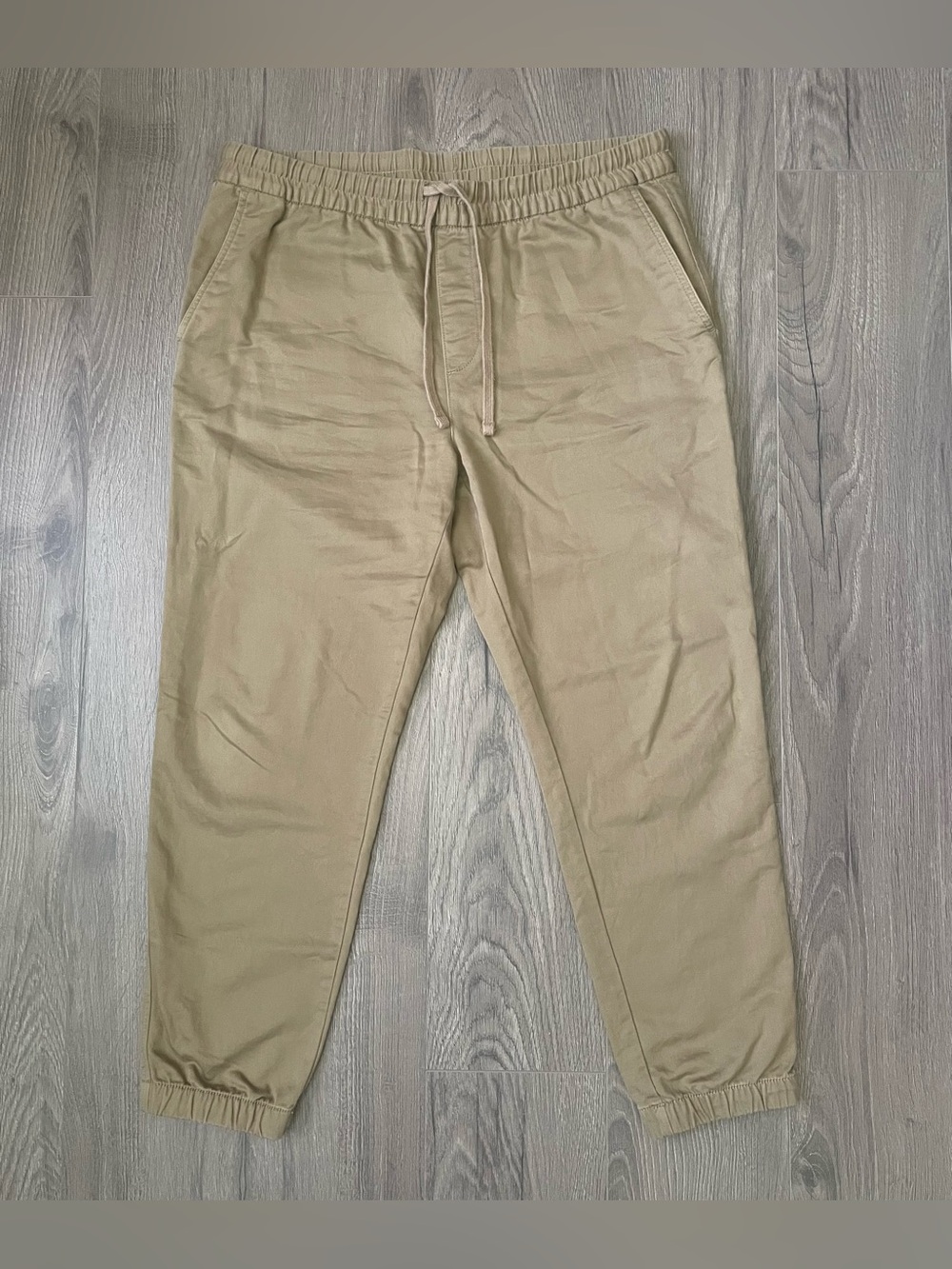 Banana Republic Women Travel Jogger L Beige Pockets Tapered Leg Casual Travel